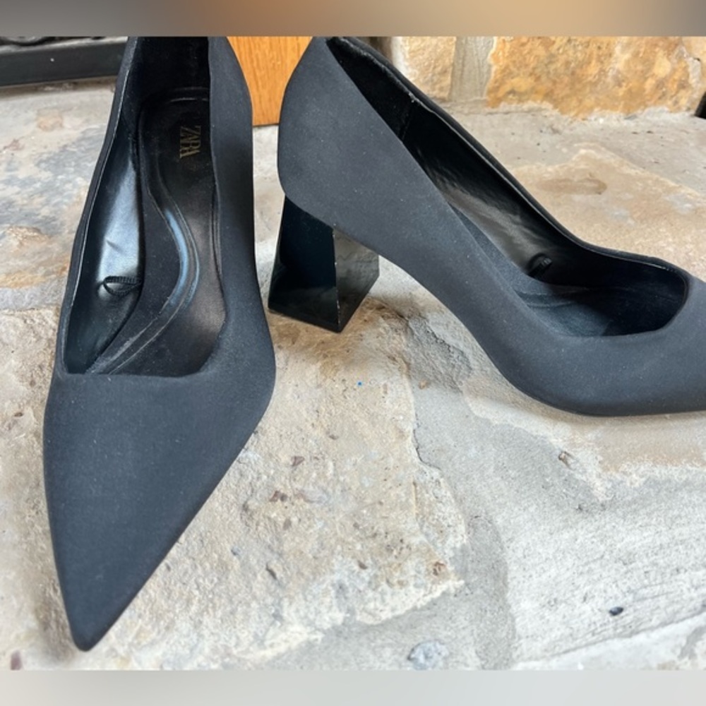 Zara Block Heel Black fabric pumps. SZ 7.5